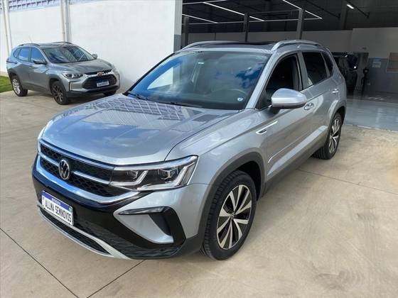 VOLKSWAGEN TAOS 1.4 250 TSI TOTAL FLEX HIGHLINE AUTOMÁTICO